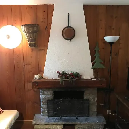 Hameau De Jadis Apartment
